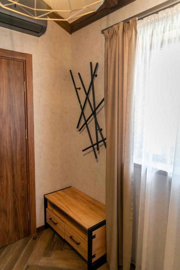 Hotel Hunters House Ezerec Kültér fotó
